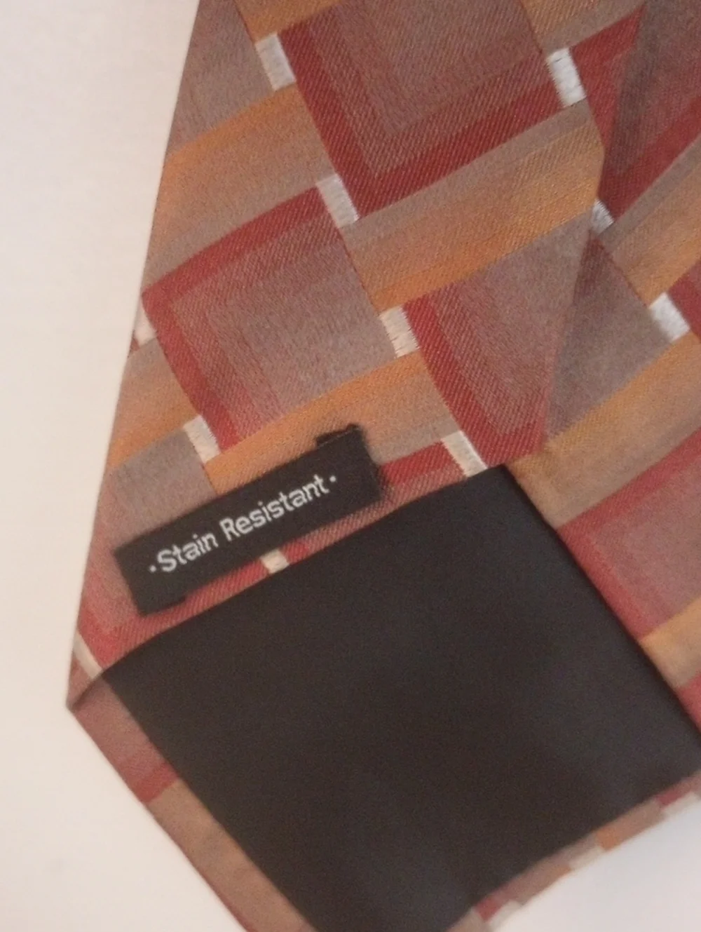 Croft And Barrow 100% Silk Classic Men’s Woven Pattern Tie in Rust Maroon Tan